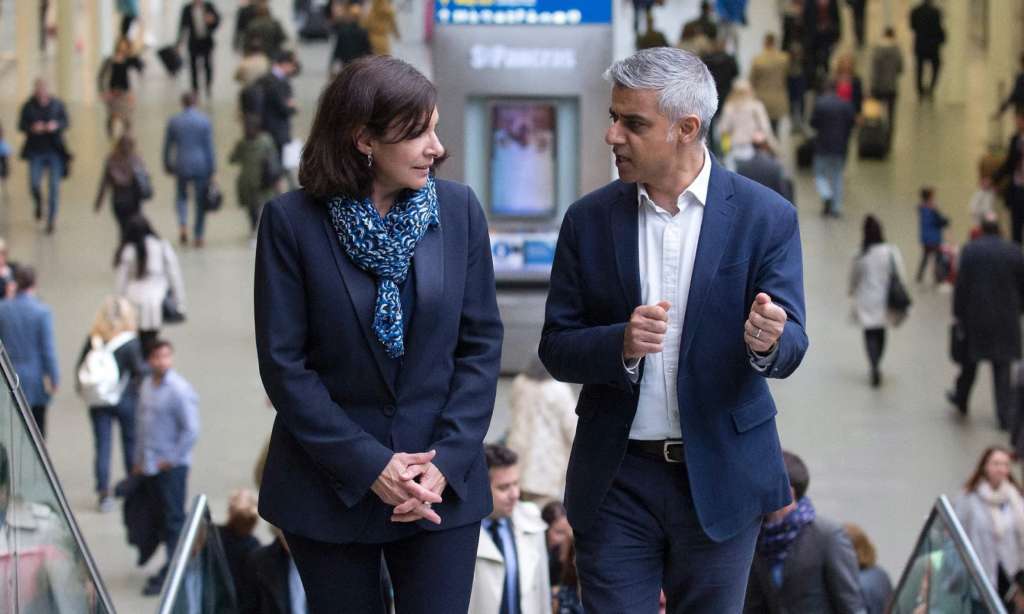 London’s Khan Speaks on Burkini Ban, Hidalgo Denounces Raging Political Hysteria