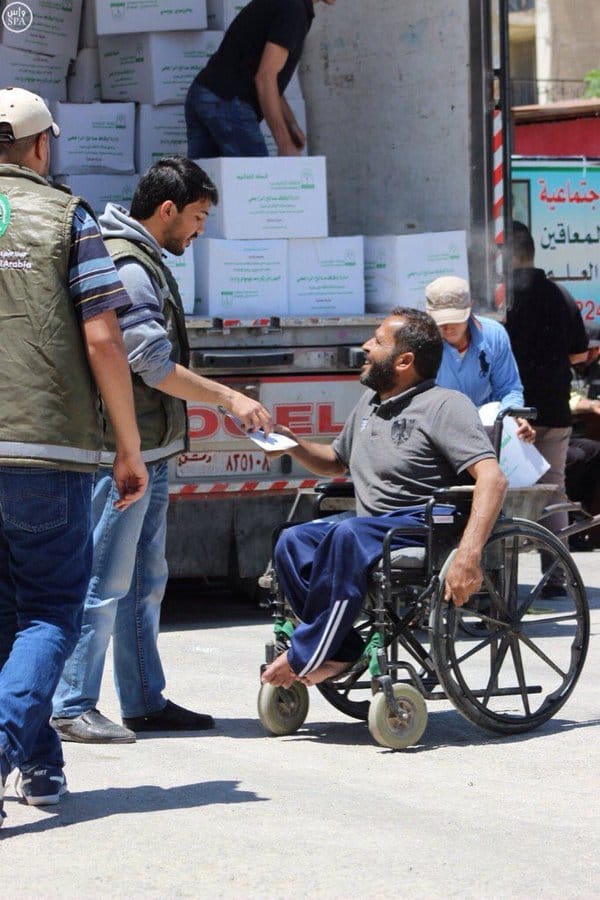 Saudi Campaign Contracts with Turkish Parties to Manufacture Aid Materials for Syrian Refugees