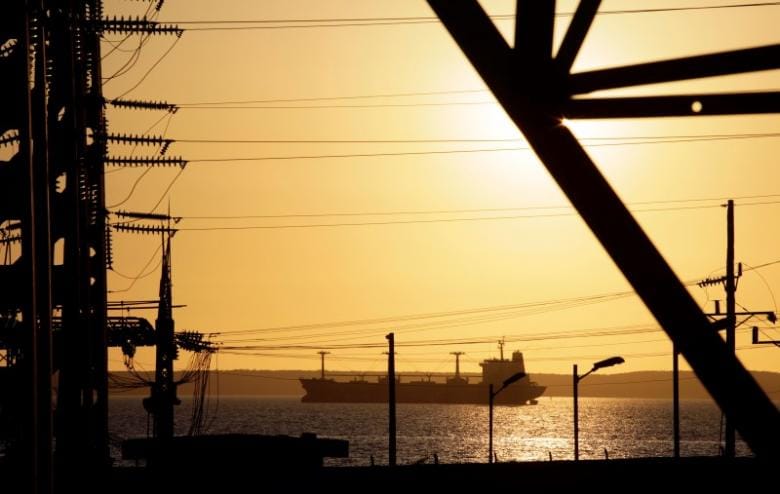 U.S. Crude Down after Big Stockpile Build Report
