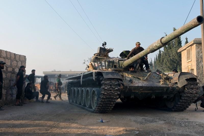 Opposition Chases Regime Forces in Their Last Strongholds In Aleppo