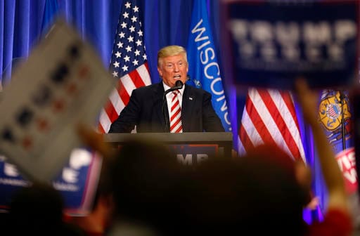 Trump Shakes up Troubled Campaign