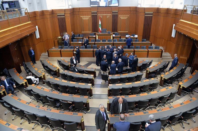Siniora’s Comments Drive Confusion in Lebanon, Necessitates his Apology from Berri, Salam