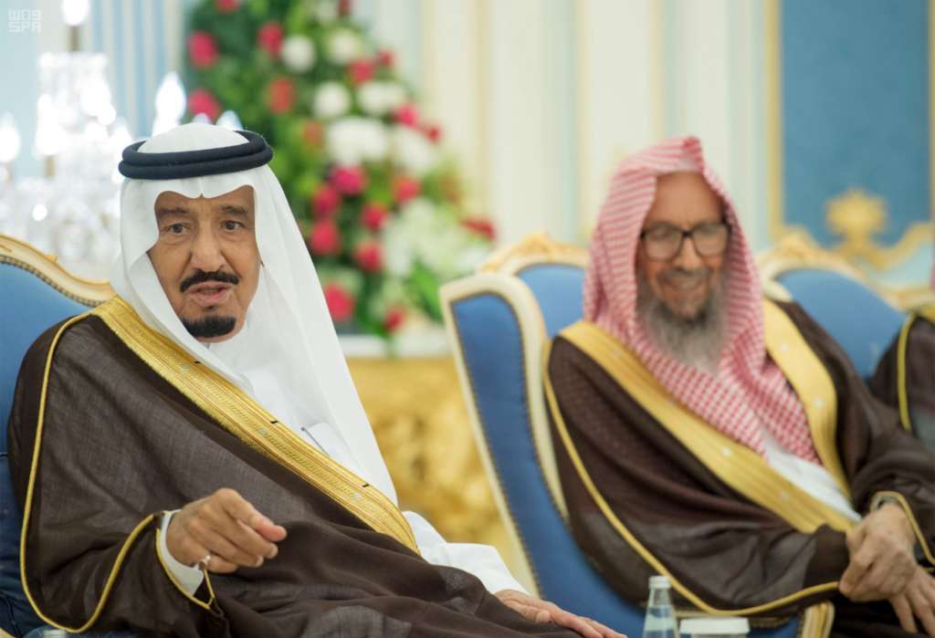 Custodian of the Two Holy Mosques Receives Princes, Grand Mufti, Ministers and Citizens