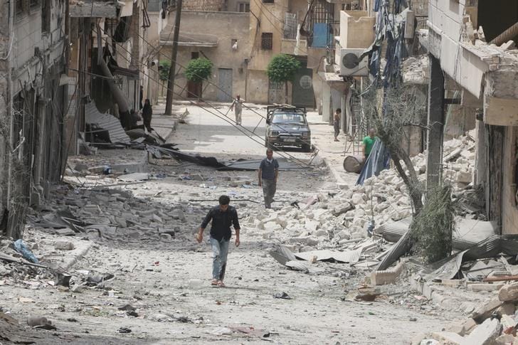 Moscow Vows to Press on with Syria Offensive
