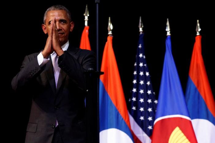 President Barack Obama Strikes back at Donald Trump