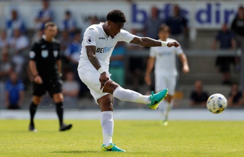 Swansea’s Leroy Fer: Dancer, Singer and Football Enthusiast