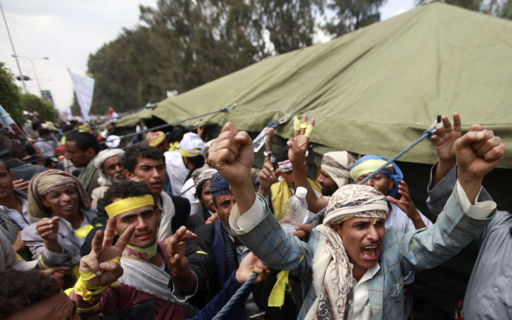 Makawi: Houthis Execute Iranian Orders