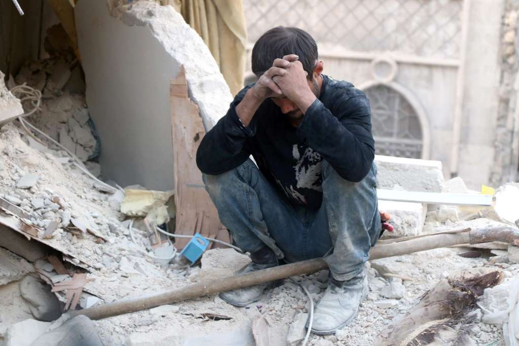 Regime-Unleashed Hell Burns East Aleppo … Death Facing those Injured