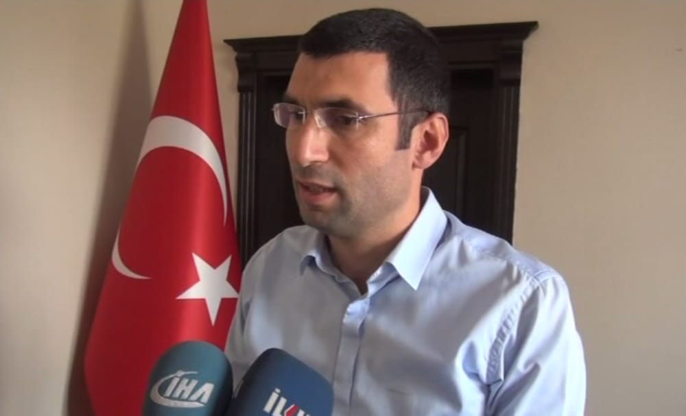 Turkish Governor Dies of Wounds after Southeast Bomb Attack