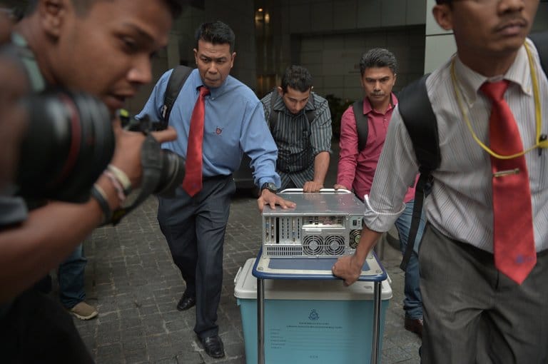 1MDB Case Hangs Over Goldman Sachs as Investigators Dig for Answers