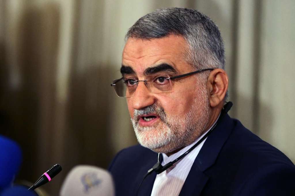 Tehran Summons UK Ambassador, Threatens to Cut Diplomatic Ties