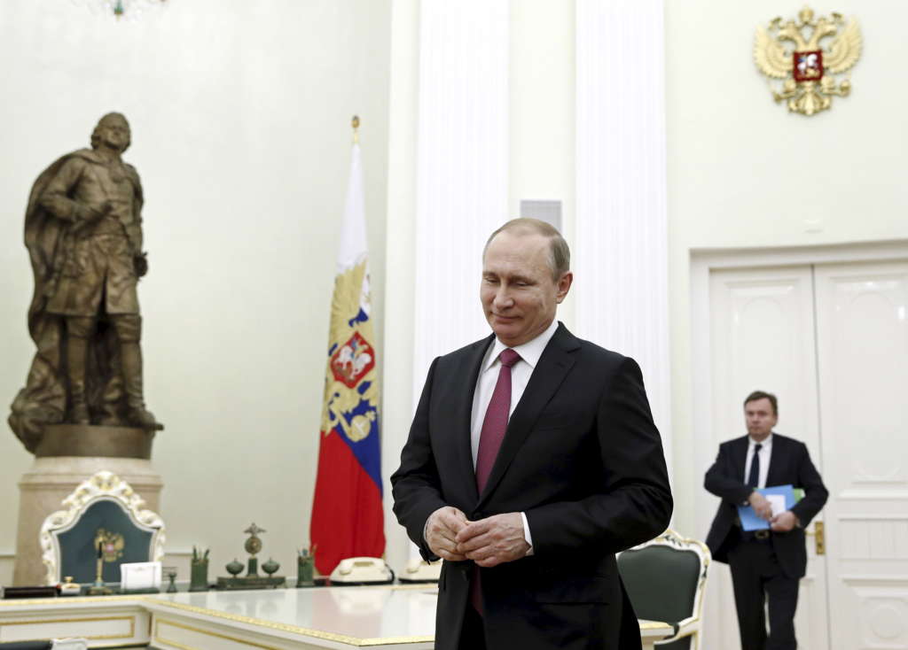 Kremlin: Putin Made Decision to Cut Russia’s Oil Production