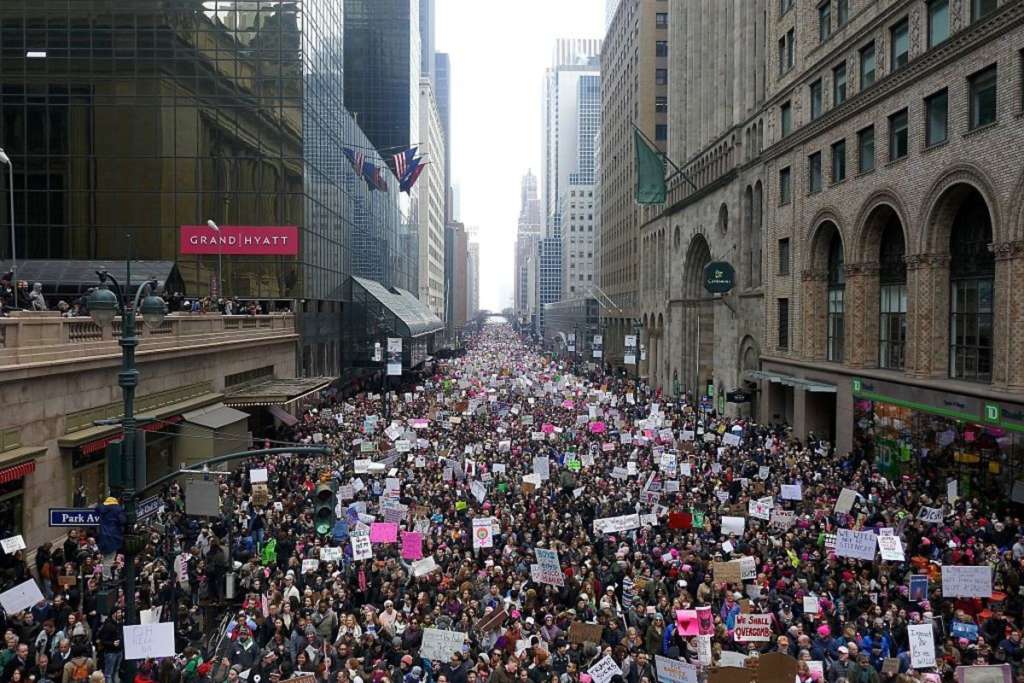 The Consequences of Weak Crowd Numbers