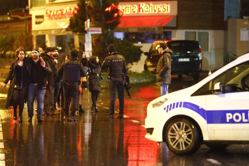 Turkish Security Arrests 3 PKK Suicide Bombers, ISIS Sniper Crossing Syria Border