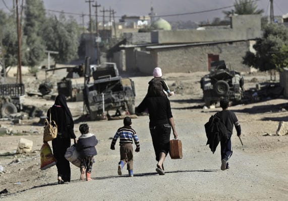 Boats, Scaling Wrecked Bridges Are Only Means for Residents to Escape Mosul’s West