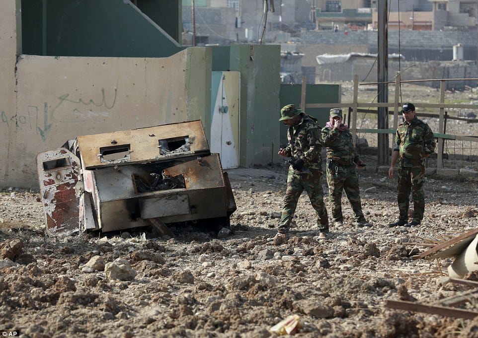 Iraqi Forces Make Gains in Southeast Mosul