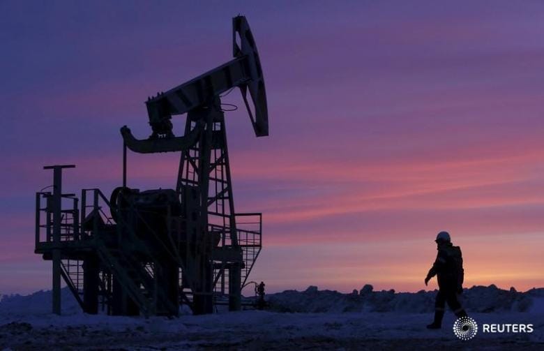 Russia Counts on Oil Rates Rising for a Better Economy in 2017