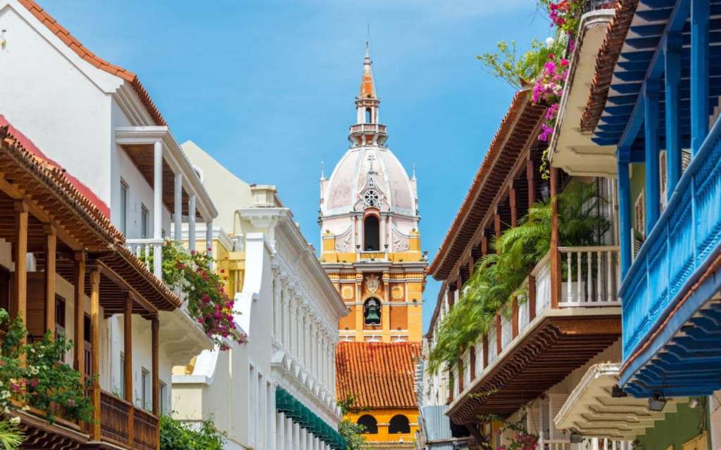 Colombia from Drug Cartels to Tourism