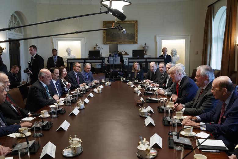 Trump, Iraqi PM Discuss Fight against ISIS