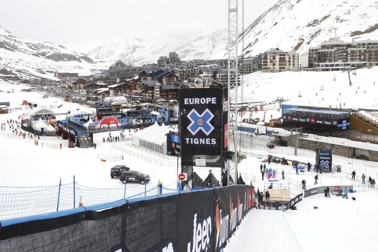 Skiers Safe after Avalanche Hits French Ski Resort of Tignes