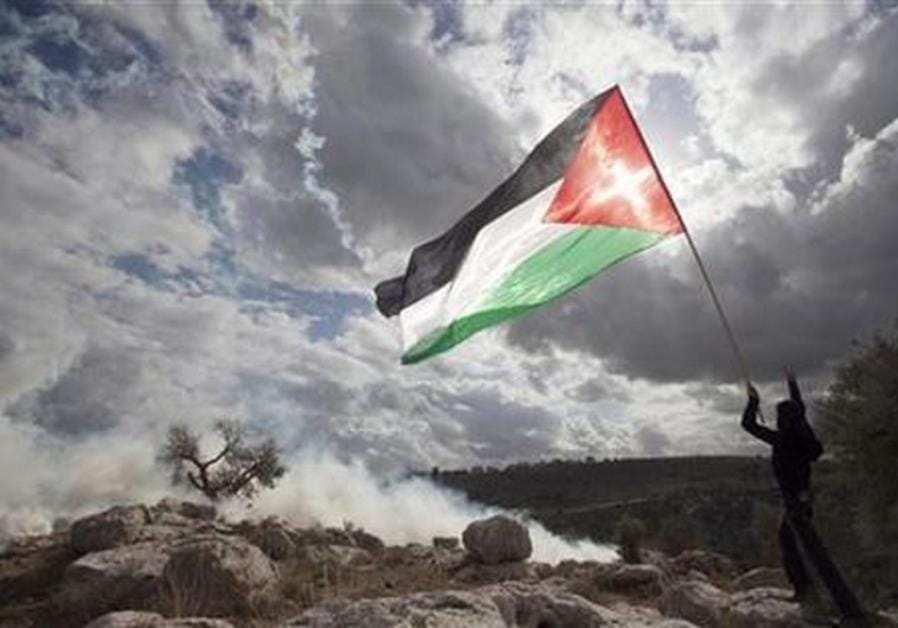 Fatah Deputy Chief: We Accept a One-State Solution