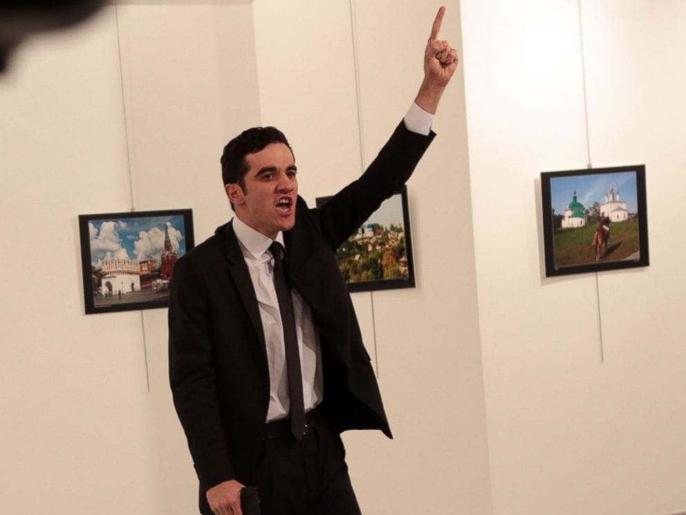 Ankara Seeks FBI’s Help to Restore Deleted Messages of Russian Ambassador’s Assassin