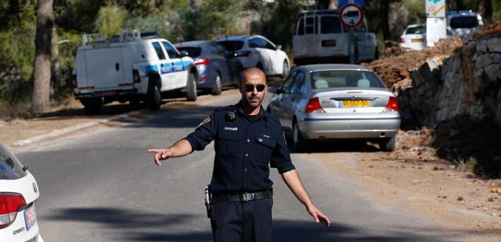 Palestinian Killed by Israeli Forces after Stabbing Attack