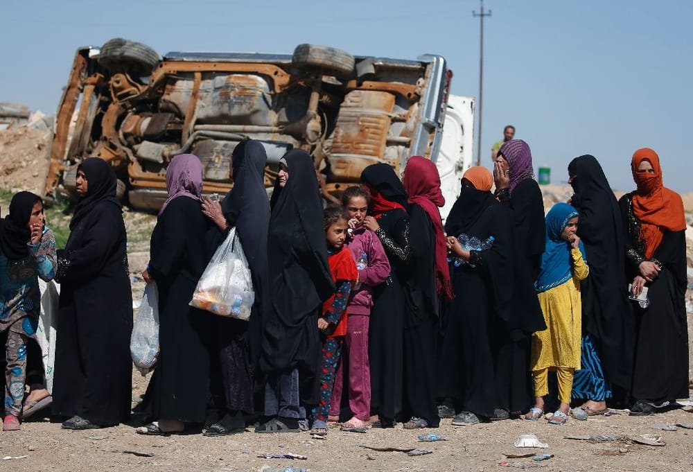 Iraqi Helicopter Downed in Fight to Retake Mosul