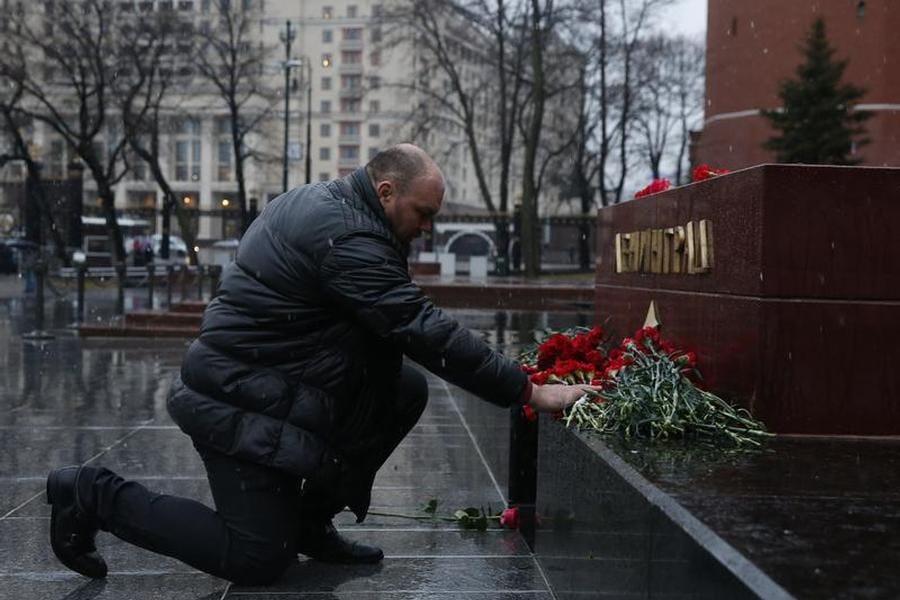 Russian Authorities Face New Challenges in Wake of St. Petersburg Blast