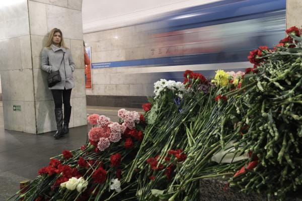 Russia Arrests Suspected Accomplices of St. Petersburg Bomber