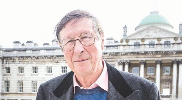 Former Telegraph Editor-in-Chief: Journalists Must Be Allowed Freedom on the Field