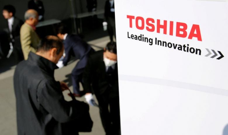 Apple, Amazon, Google Eye Toshiba’s Chip Unit