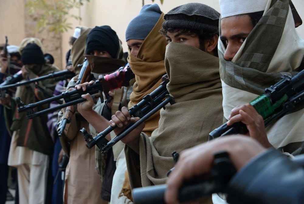 Afghan Taliban Announce Spring Offensive, 2 US Troops Killed in Fighting ISIS