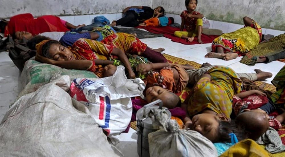 At Least 400,00 Flee as Bangladesh Cyclone Strikes Myanmar’s Rohingya Camps