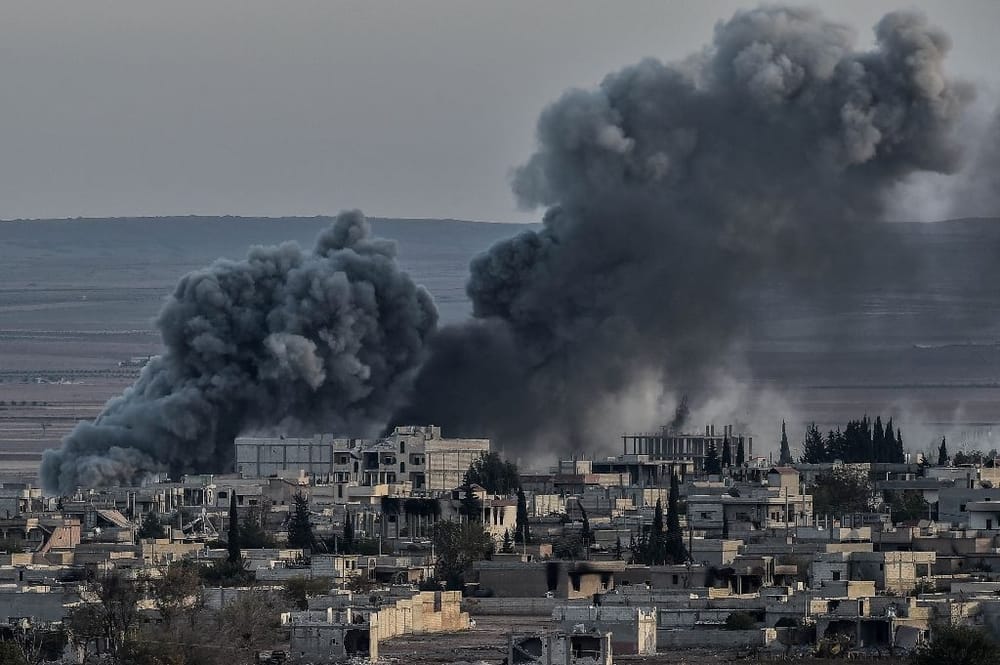Civilians Flee ISIS-held Syria Cities after Strikes