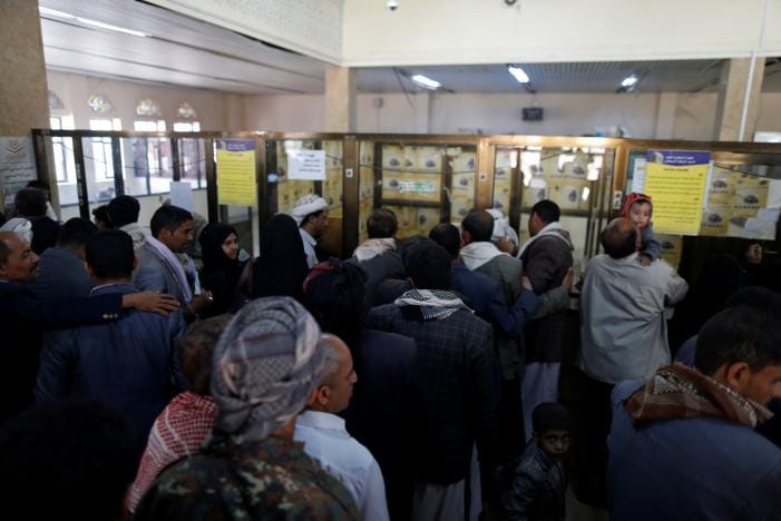 Yemeni Insurgents Arrest Coup Leaders Protesting Unpaid Salaries in Sana’a  