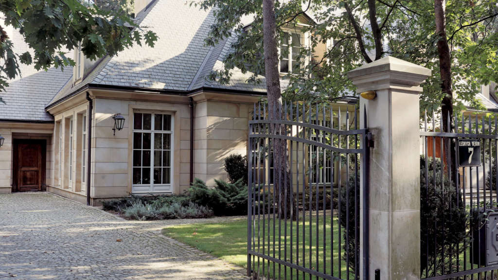 House Hunting in … Poland
