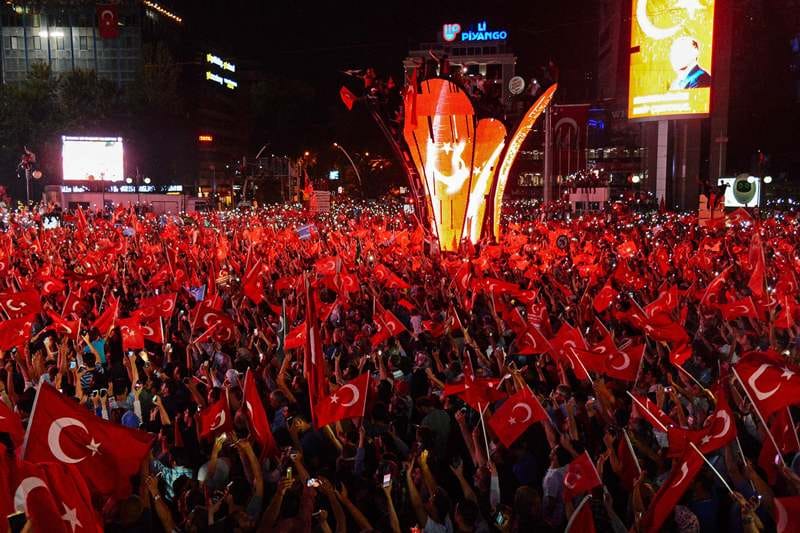 Senior Turkish PM Aide Arrested for Gulen Links