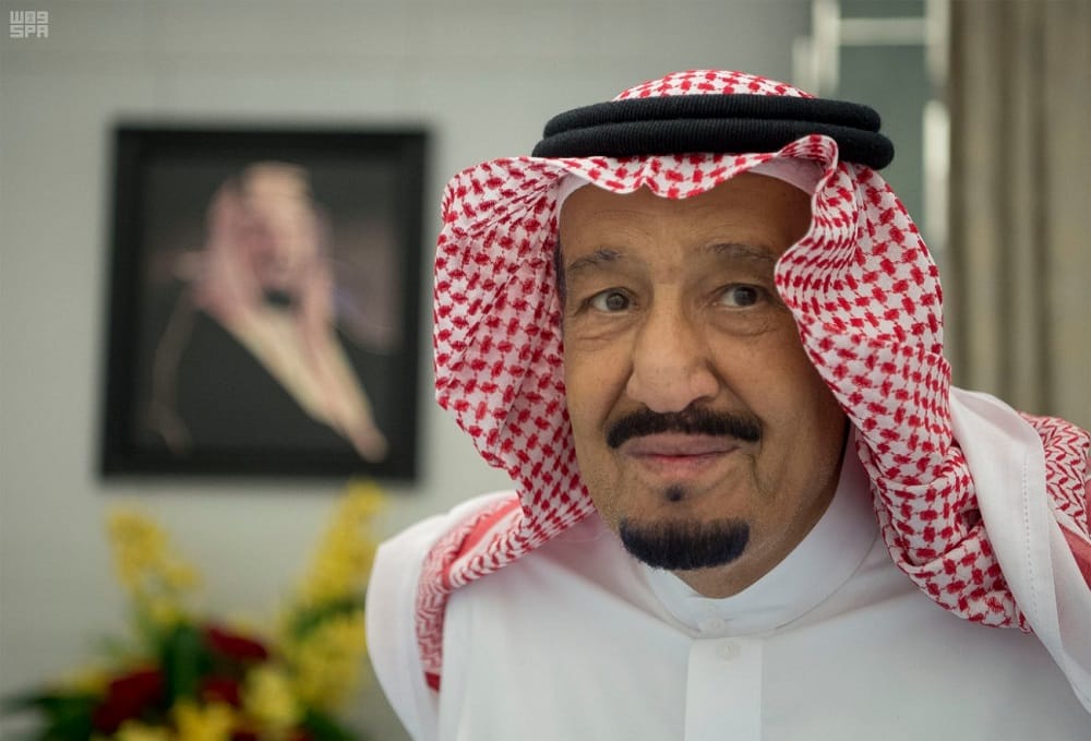 King Salman Discusses Regional Issues with French President