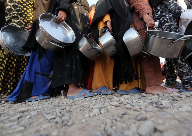2 Dead, over 700 Ill in Food Poisoning at Iraqi Refugee Camp