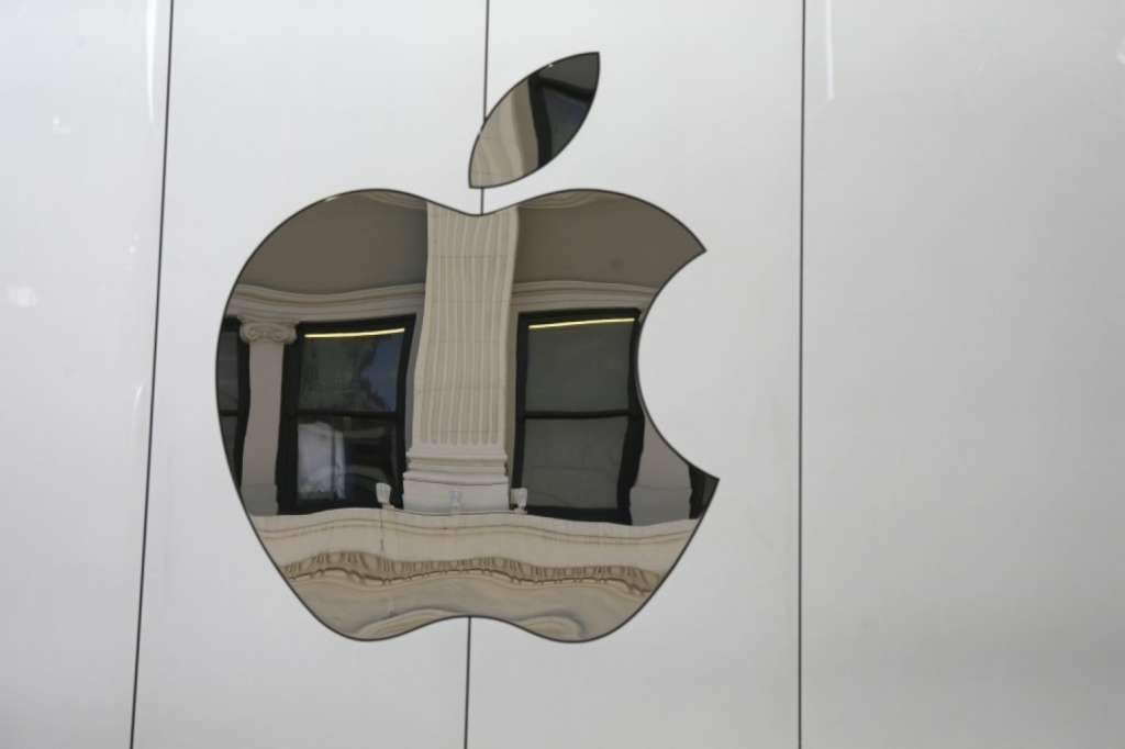 How Apple May Compete with Amazon’s Echo, Google Home