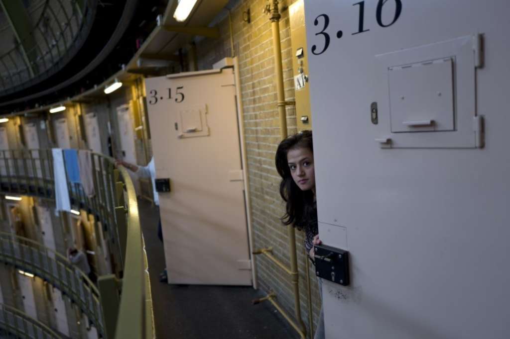 Dutch Prisons Closing due to Lack of Criminals