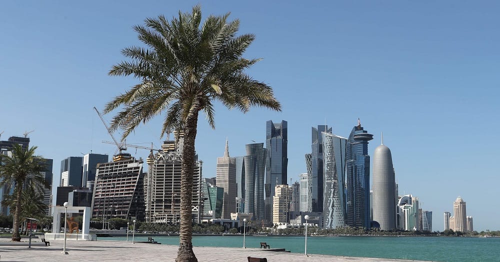 Qatar Stock Index Plunges as Diplomatic Deadline Nears