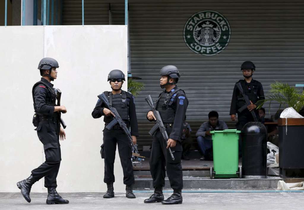 Militant Stabs Indonesian Policemen Inside a Mosque