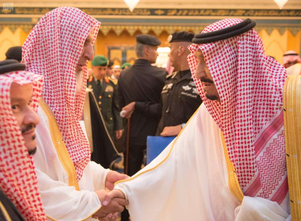 King Salman Offers Funeral Prayer for Prince Abdulrahman bin Abdulaziz