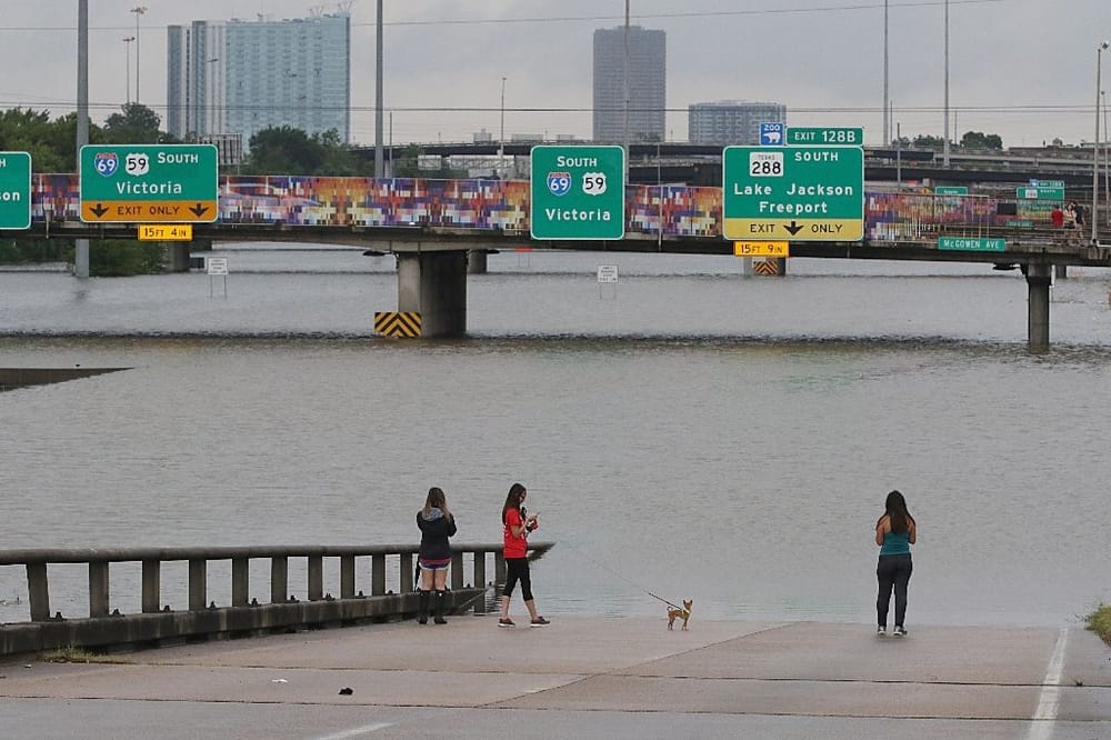 Shelters Struggle to Find Beds as Monster Rainstorm Swamps Huston