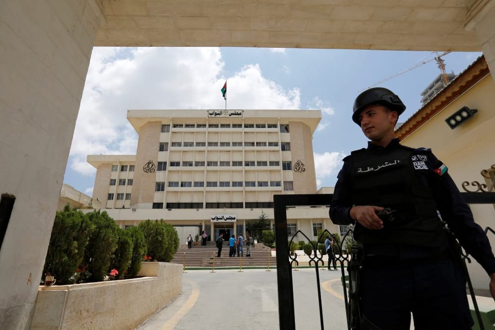 Jordanians Hit Polls in Governorate Councils ‘Decentralization’ Elections