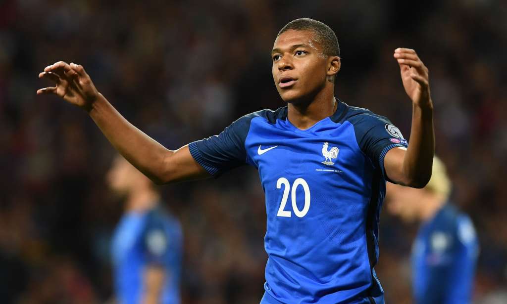 France Have All the Talent in the World but They Look Like a Team of Individuals
