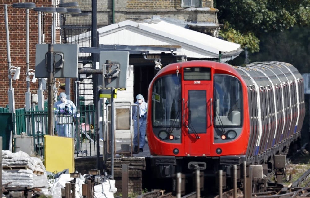Syrian Refugee Suspected of Links to London Subway Attack