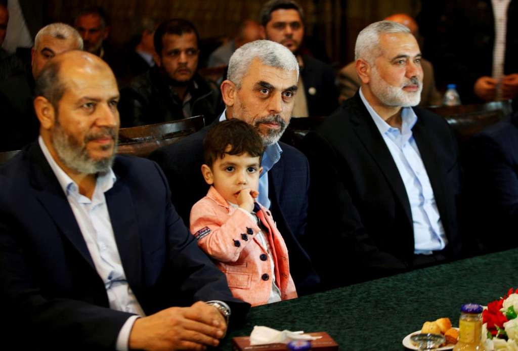 Yehya Sinwar: We Want a Strong Abbas, Will not Allow Anyone to Obstruct Reconciliation
